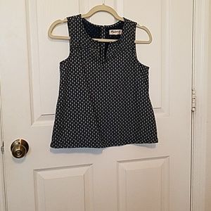 Tulip back top